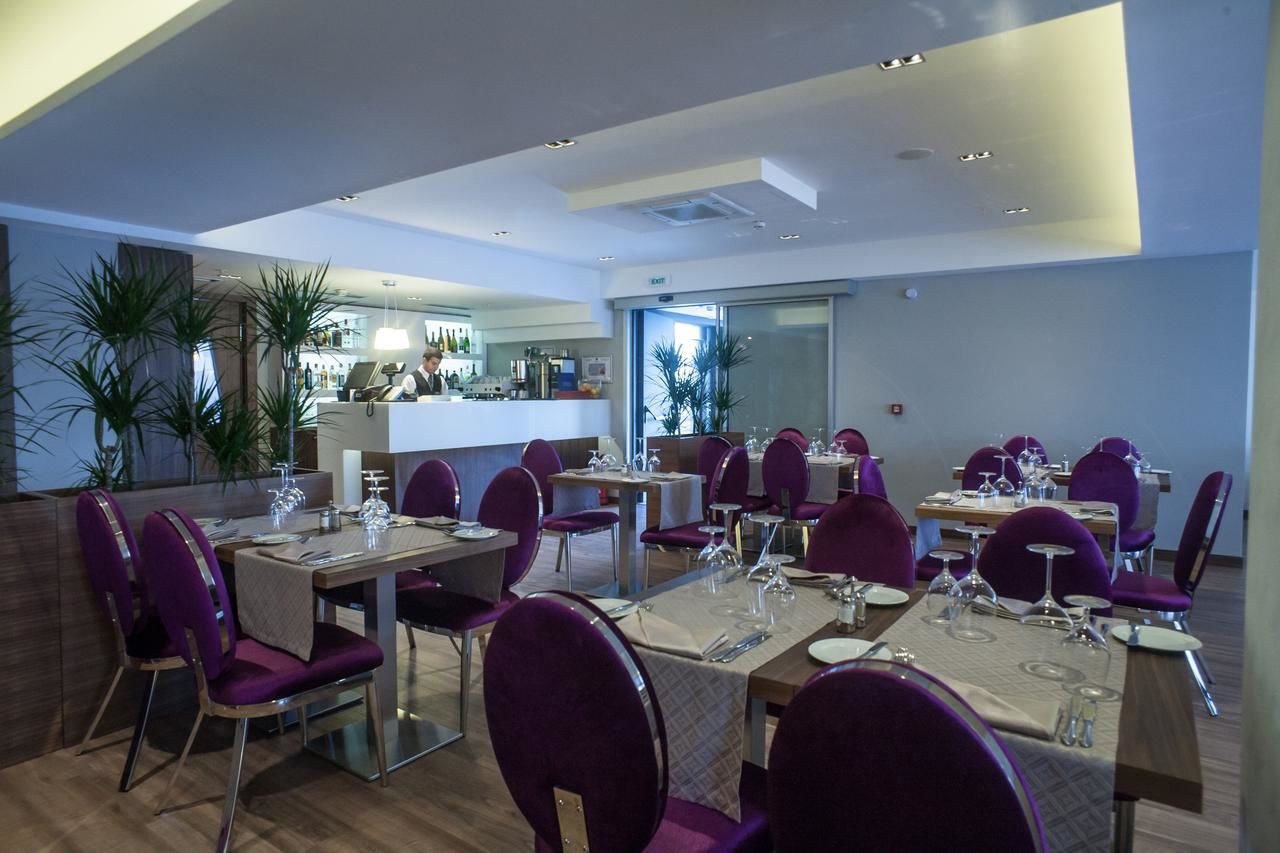 Отель Hotel Aurel Подгорица-46