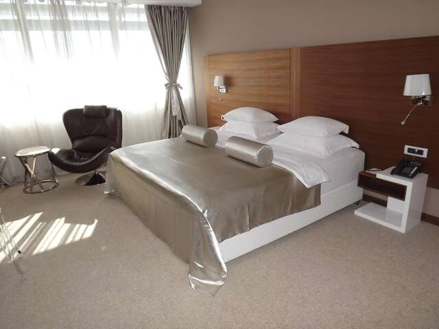 Отель Hotel Aurel Подгорица-17