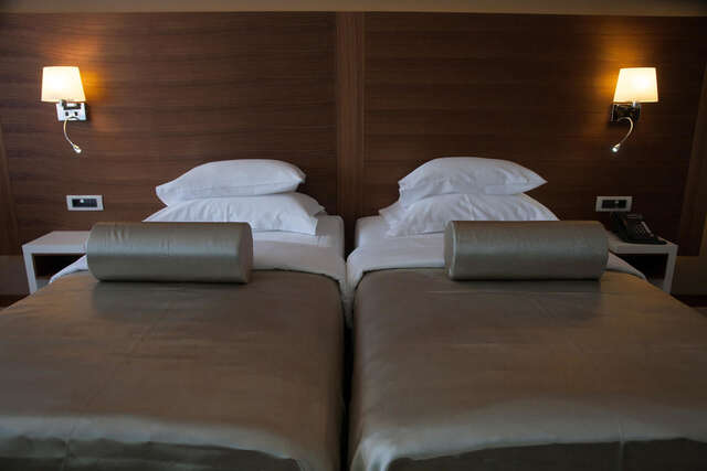 Отель Hotel Aurel Подгорица-37