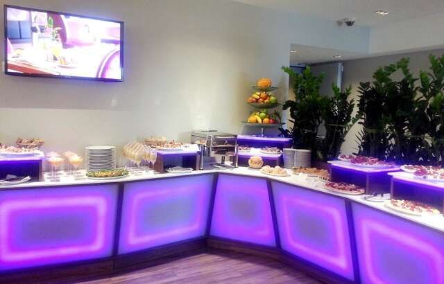 Отель Hotel Aurel Подгорица-11